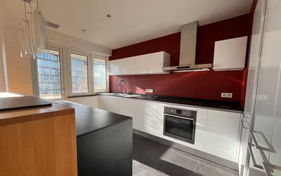 Logement entier à Drève de Nivelles, Auderghem, image 2 de 10
