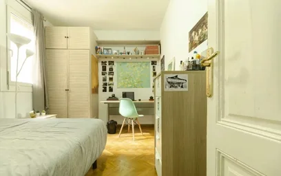 Private room at Ronda de Sant Pere, Eixample, image 1 of 10