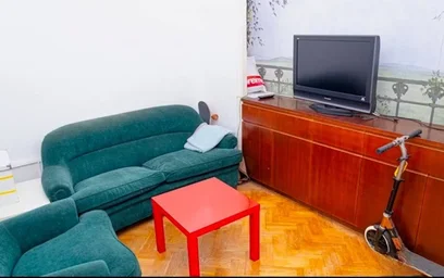 Private room at Ronda de Sant Pere, Eixample, image 5 of 10