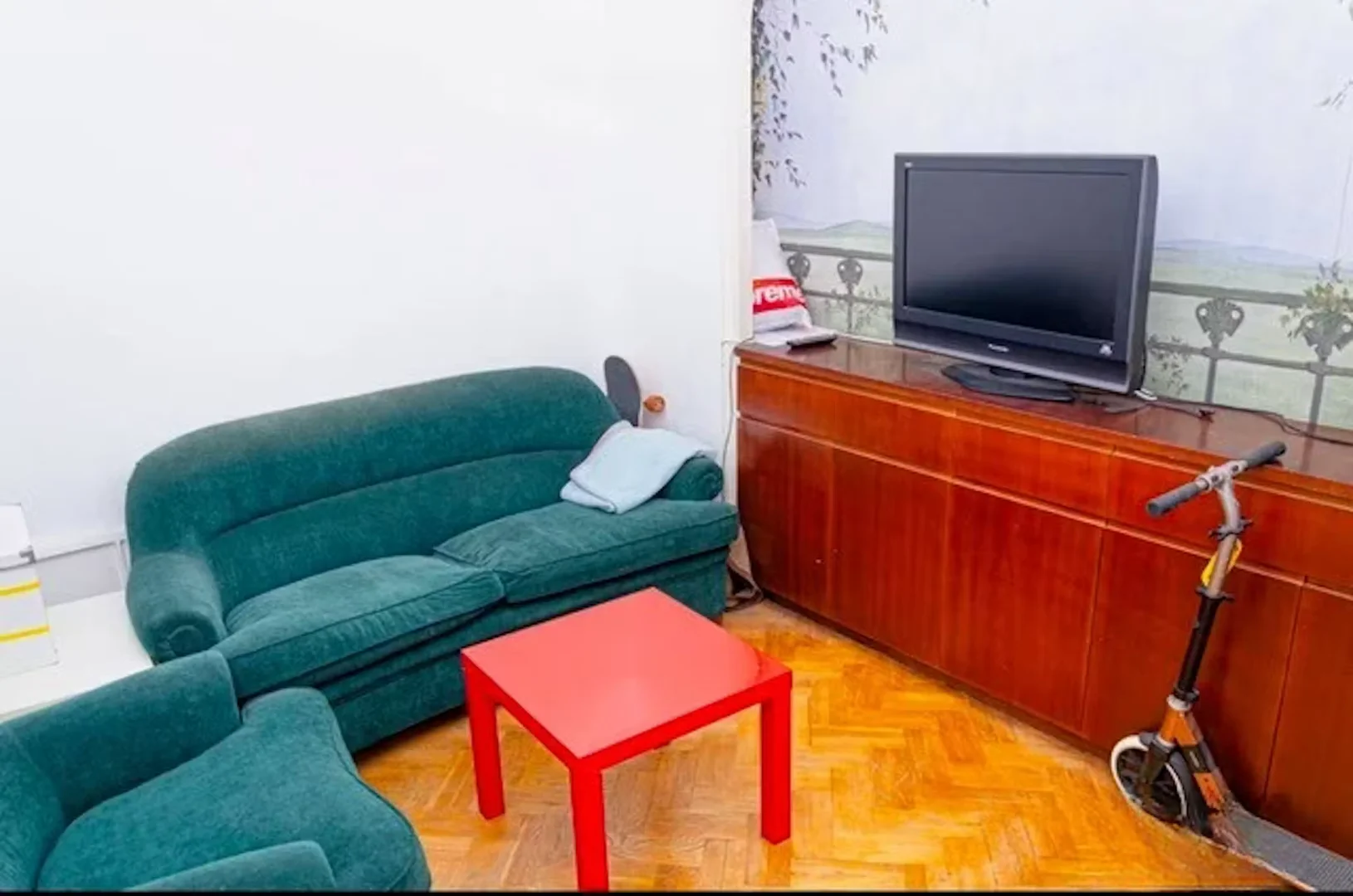 Economical student room with convenient location in 