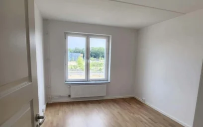 Entire apartment at Vetefältsgatan 11, image 5 of 9