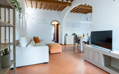 Logement entier à Piazza Artigiani, image 4 de 16