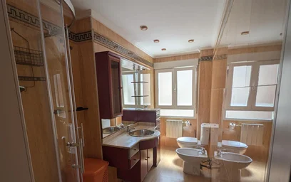 Logement entier à Calle Segovia, image 4 de 8