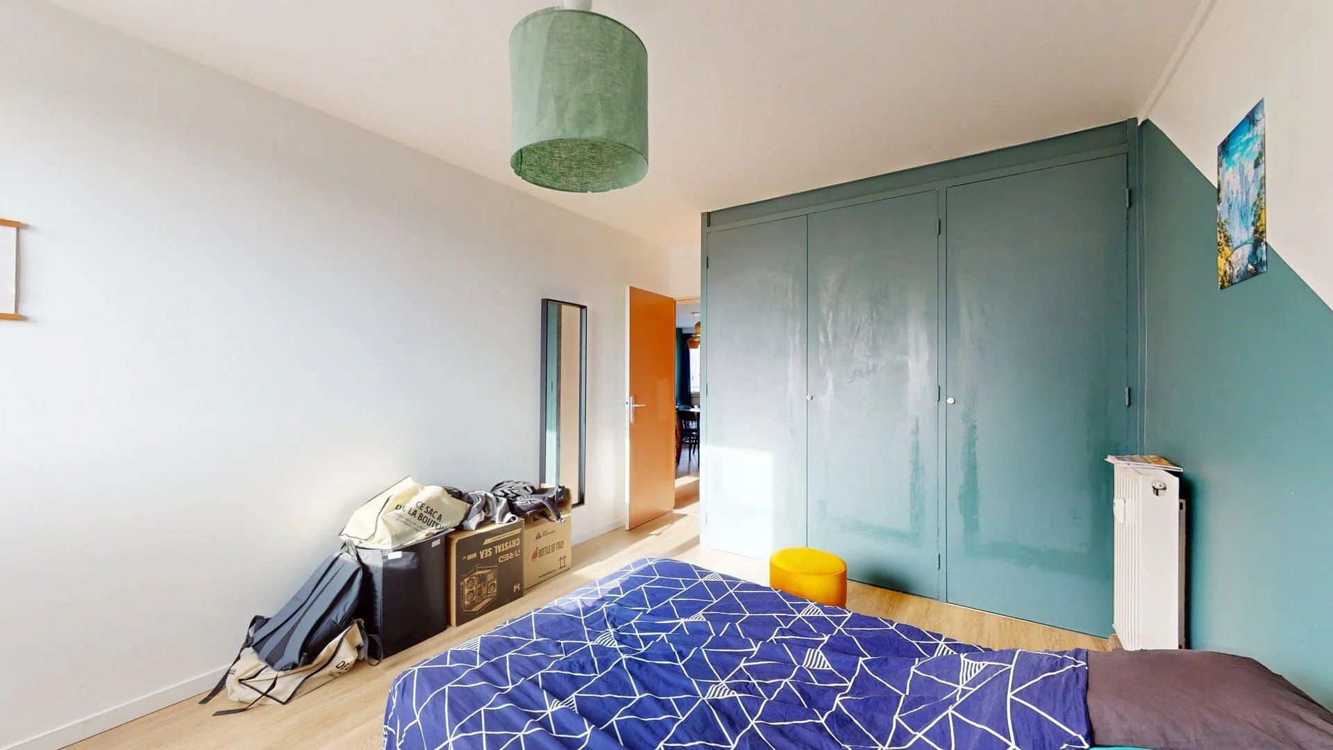 Habitación estudiantil económica con ubicación conveniente en 