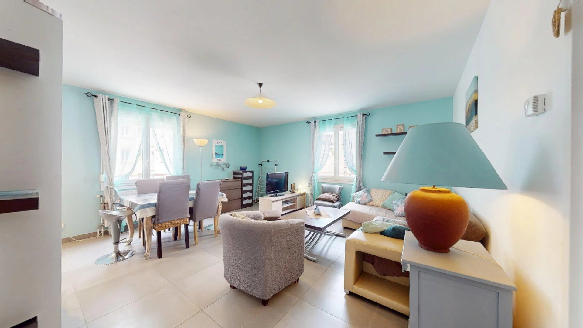 Habitación para estudiantes en  con modernas comodidades