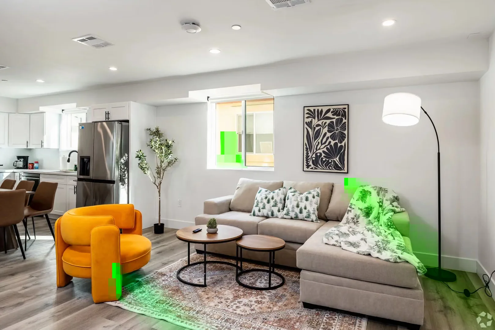 Student-friendly room in  with modern amenities