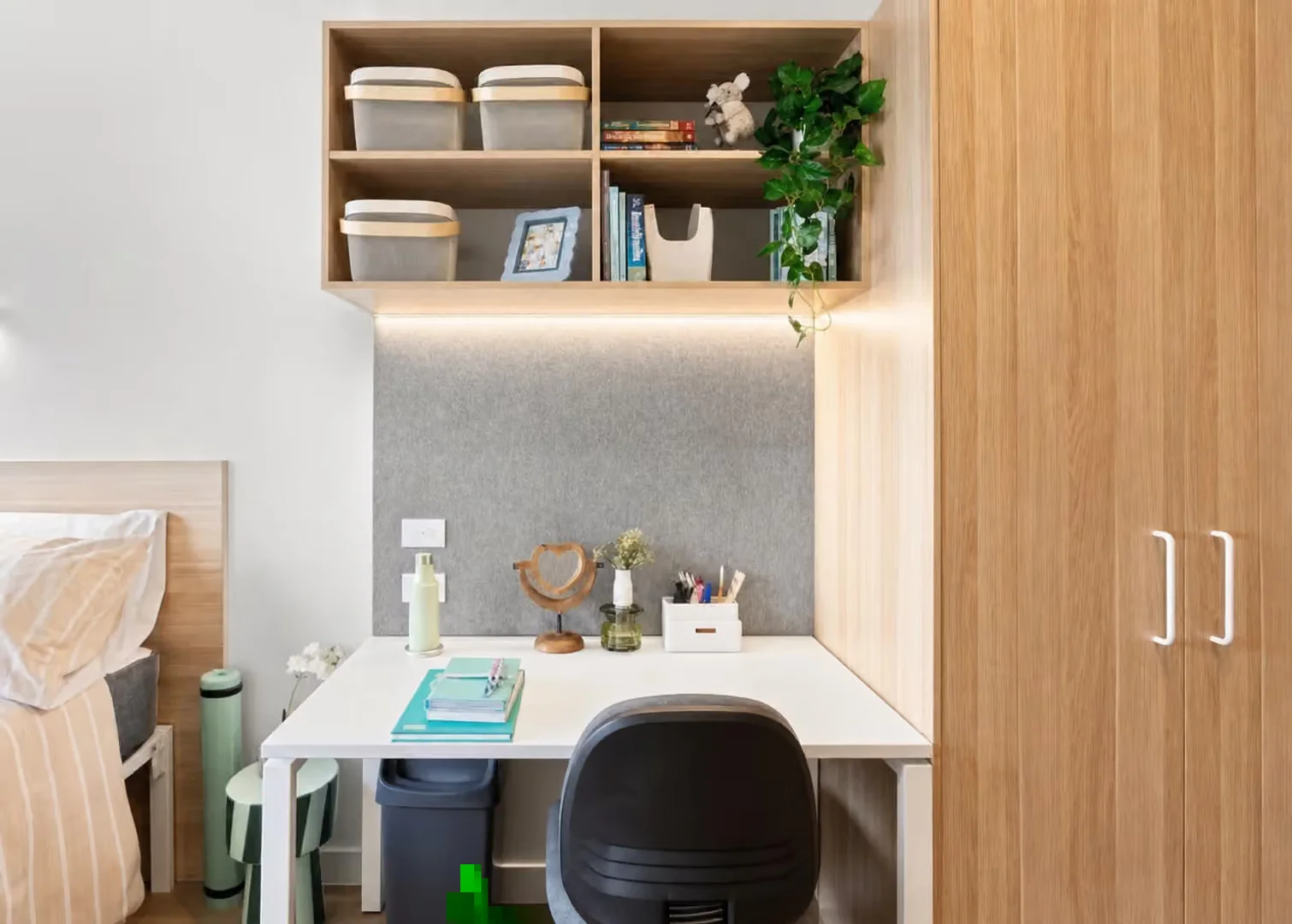 Self-contained studio for students in central