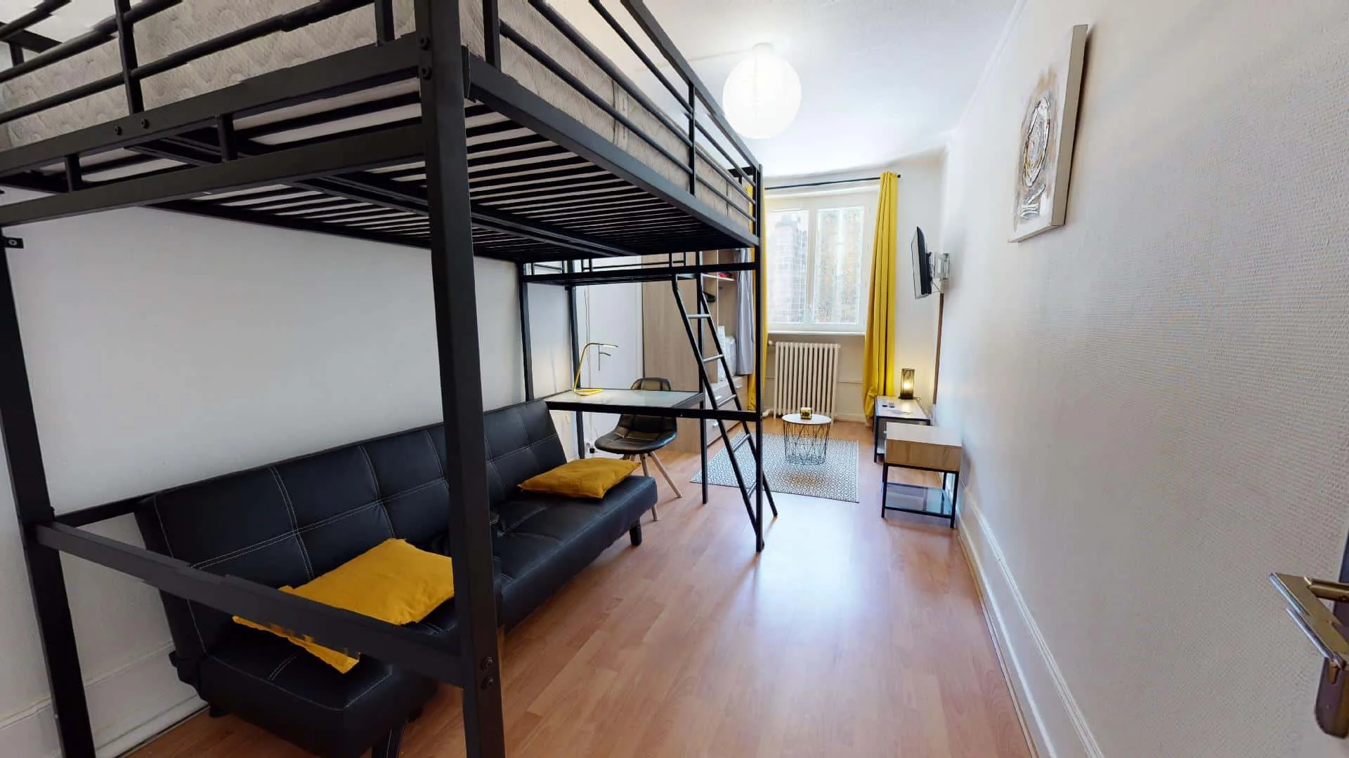 Bezahlbares Zimmer für Studenten mit ausreichender Beleuchtung in 