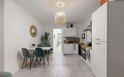 Habitación privada en 81 Rue Guillaume Janvier, 34070 Montpellier, France, imagen 9 de 18