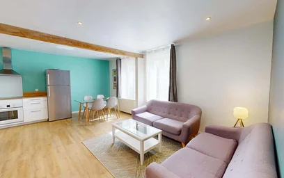 3 Zimmer Unterkunft in {area}