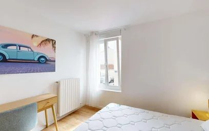 Gesamte Unterkunft in der 23 Rue Croix-Saint-Marc, 51100 Reims, France, bild 14 von 30
