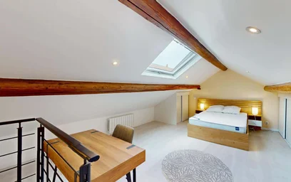 Gesamte Unterkunft in der 23 Rue Croix-Saint-Marc, 51100 Reims, France, bild 20 von 30
