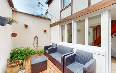 Gesamte Unterkunft in der 23 Rue Croix-Saint-Marc, 51100 Reims, France, bild 22 von 30