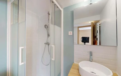Gesamte Unterkunft in der 23 Rue Croix-Saint-Marc, 51100 Reims, France, bild 23 von 30