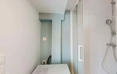 Gesamte Unterkunft in der 23 Rue Croix-Saint-Marc, 51100 Reims, France, bild 24 von 30