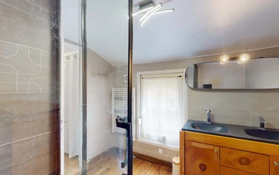 Gesamte Unterkunft in der 23 Rue Croix-Saint-Marc, 51100 Reims, France, bild 27 von 30