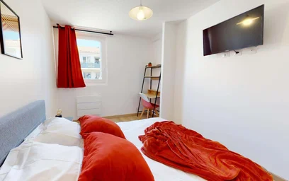 Private room at 34070 Montpellier, France, image 3 of 16