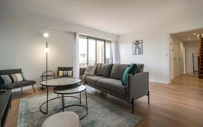 Habitación privada muy luminosa en {area}