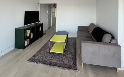 Quarto para alugar ao mês em {area}