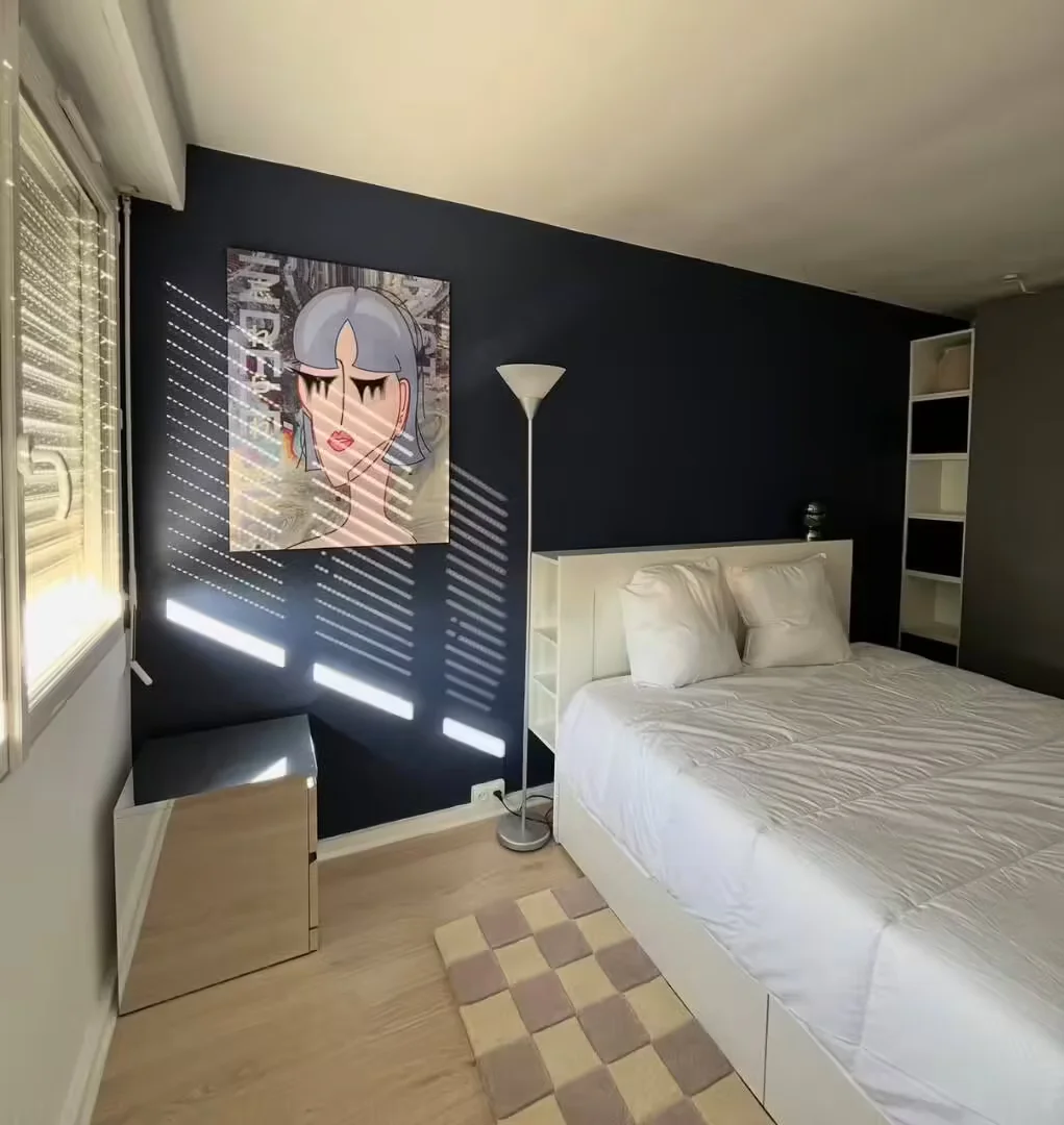 Quarto de estudante económico perto do campus em 