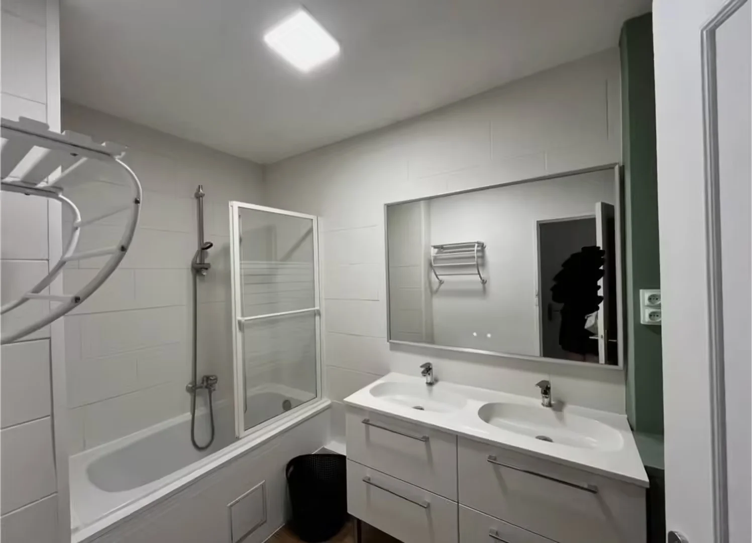 Quarto amigo do estudante em  com comodidades modernas