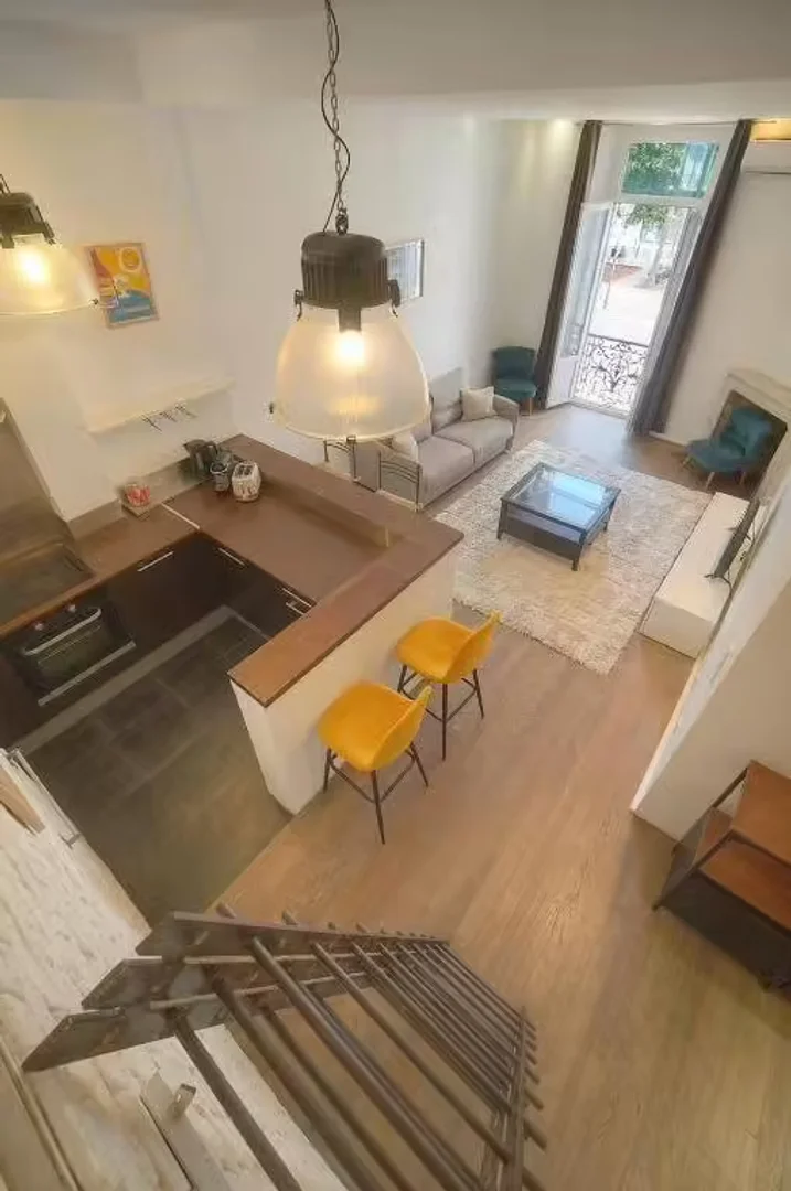 Quarto amigo do estudante em  com comodidades modernas