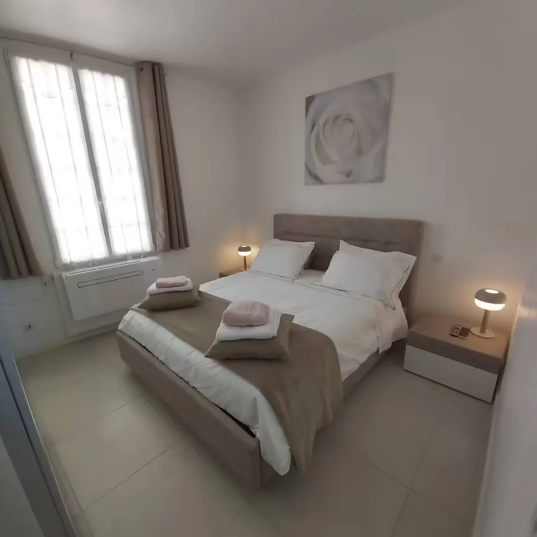 Habitación estudiantil económica con ubicación conveniente en 