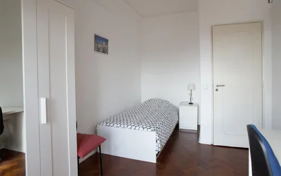 Stanza privata in Avenida Afonso III, immagine 1 di 19