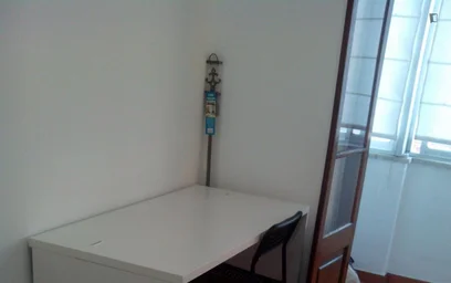 Stanza privata in Avenida Afonso III, immagine 4 di 19