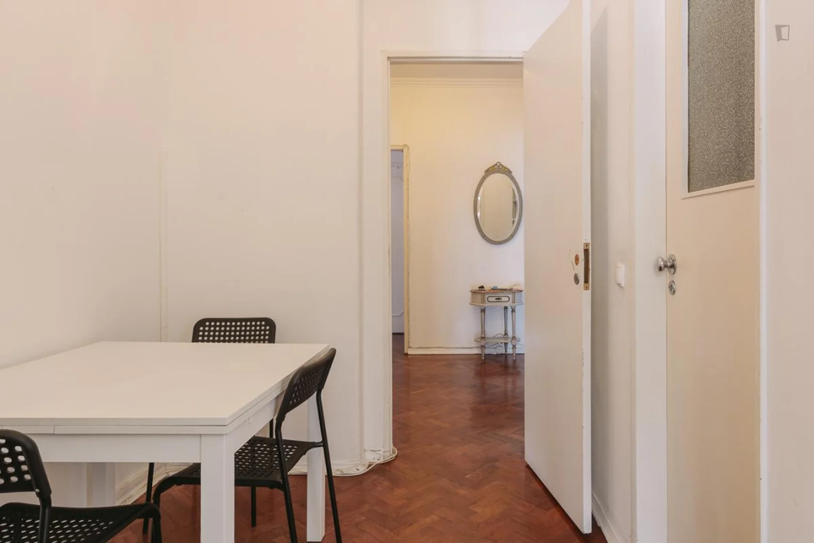 Camera per studenti in  con servizi moderni
