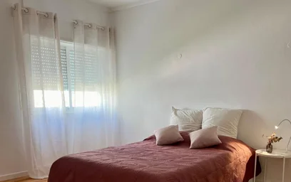 Apartamento inteiro em Rua Gil Vicente, imagem 1 de 17