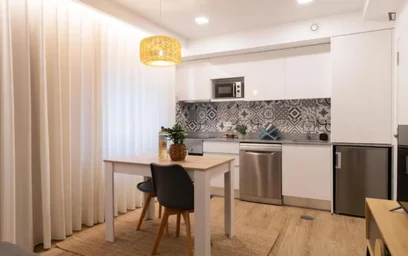 Dairenin tamamı konumu Rua do Heroísmo, 9 19 görüntüsü
