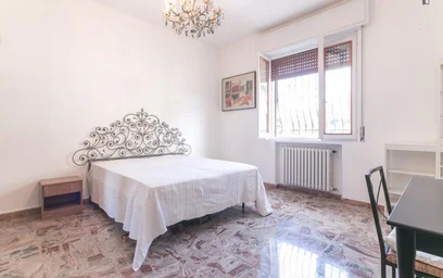 Habitación privada en Via Pietro Maffi, imagen 1 de 20