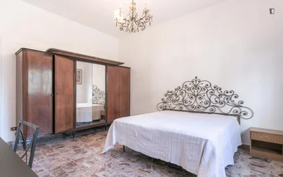 Habitación privada en Via Pietro Maffi, imagen 3 de 20