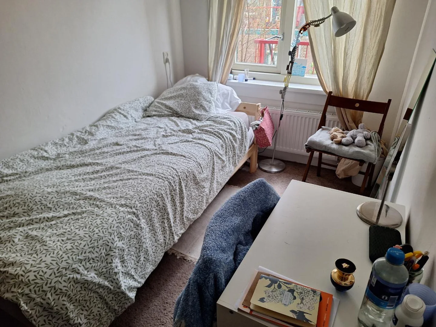 Quarto de estudante funcional perfeito para estudar em 