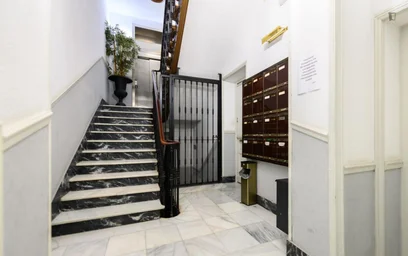 Gesamte Unterkunft in der Calle Ferraz, bild 25 von 28