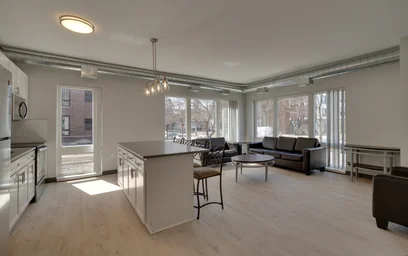 Logement entier en résidence à 406 12th Ave SE, Minneapolis, MN 55414, United States, image 5 de 39