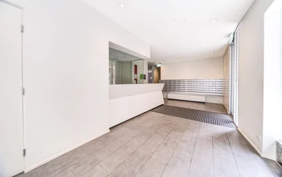 Studio en résidence à 24 Barkly Pl Carlton VIC 3053 Australia, image 14 de 14