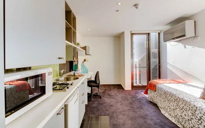 Studio en résidence à 24 Barkly Pl Carlton VIC 3053 Australia, image 3 de 14