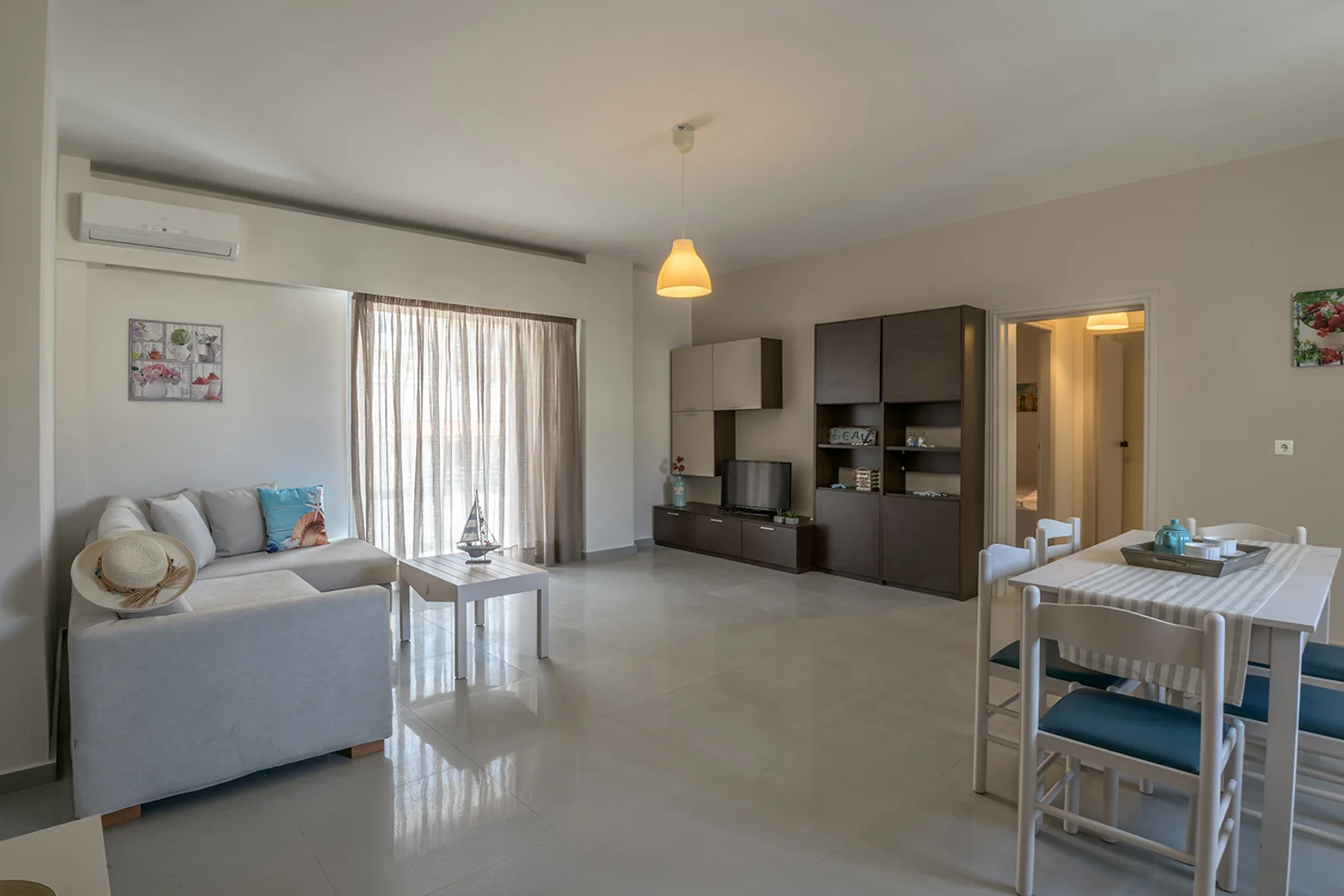 Mahis Potamon 26 , Rethymno, , 74133 Greece