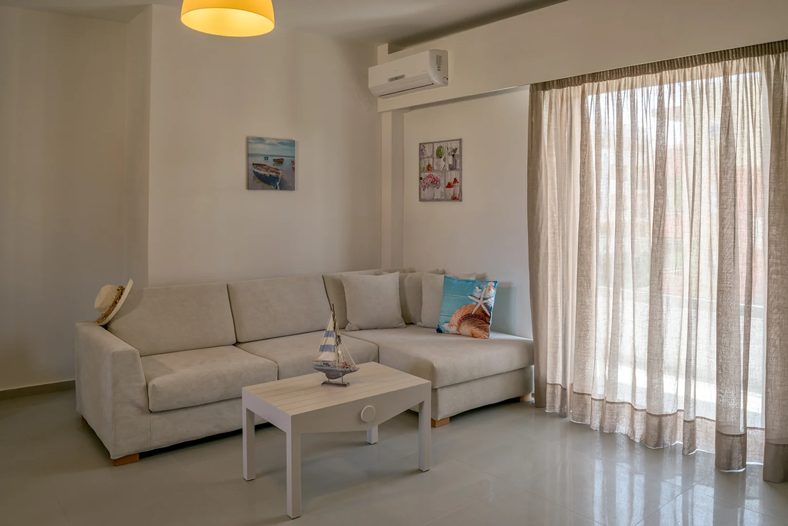 Mahis Potamon 26 , Rethymno, , 74133 Greece