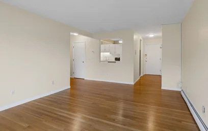 Dairenin tamamı Ikamet yerinde konumu 5, Linda Ln., Unit 4-4, Dorchester, Boston, MA, 02125, 1 15 görüntüsü
