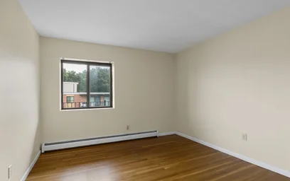 Dairenin tamamı Ikamet yerinde konumu 5, Linda Ln., Unit 4-4, Dorchester, Boston, MA, 02125, 7 15 görüntüsü