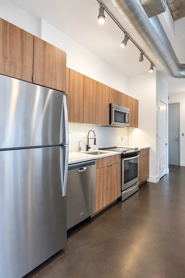 9, Medford St., Unit 401, Assembly Square, Somerville, MA, 02143