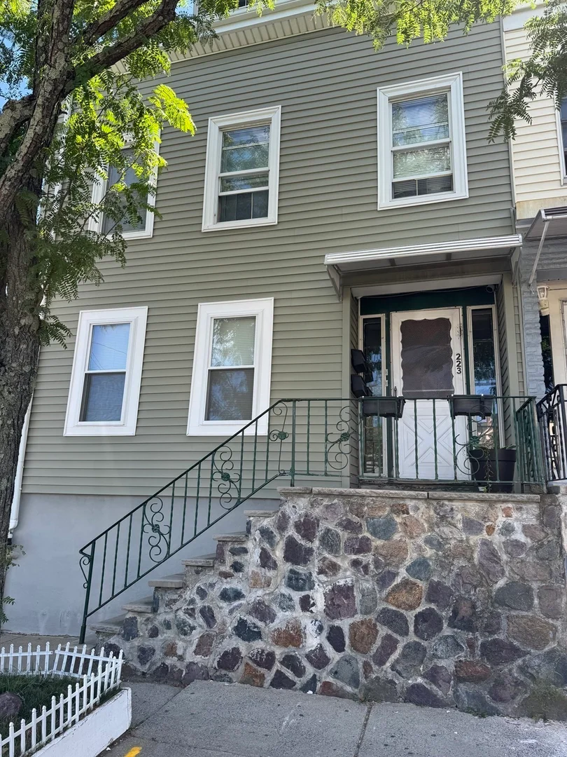223, Trenton St., Unit 1, East Boston, Boston, MA, 02128
