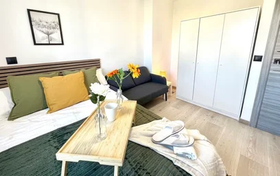 Private room at Calle de Galicia, image 1 of 10
