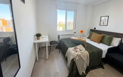 Private room at Calle de Galicia, image 2 of 10