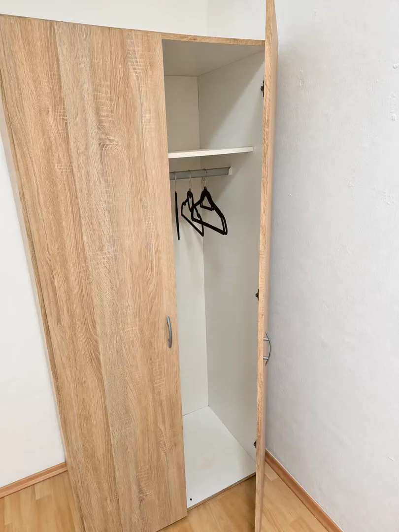 Komfortables und geräumiges Studentenzimmer in 