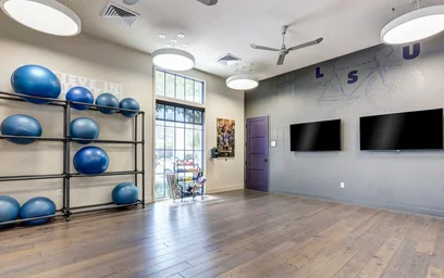 Gesamte Unterkunft im Wohnheim in der 550 Ben Hur Rd, Baton Rouge, LA 70820, USA, bild 13 von 37