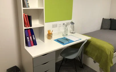 Quarto privado em residência em 164 Tudor Rd, Leicester LE3 5HU, United Kingdom, imagem 18 de 49